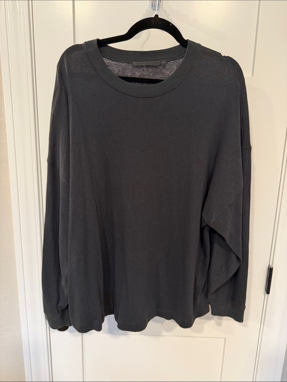 Jenni Kayne Long Sleeve Crewneck Tee in Charcoal